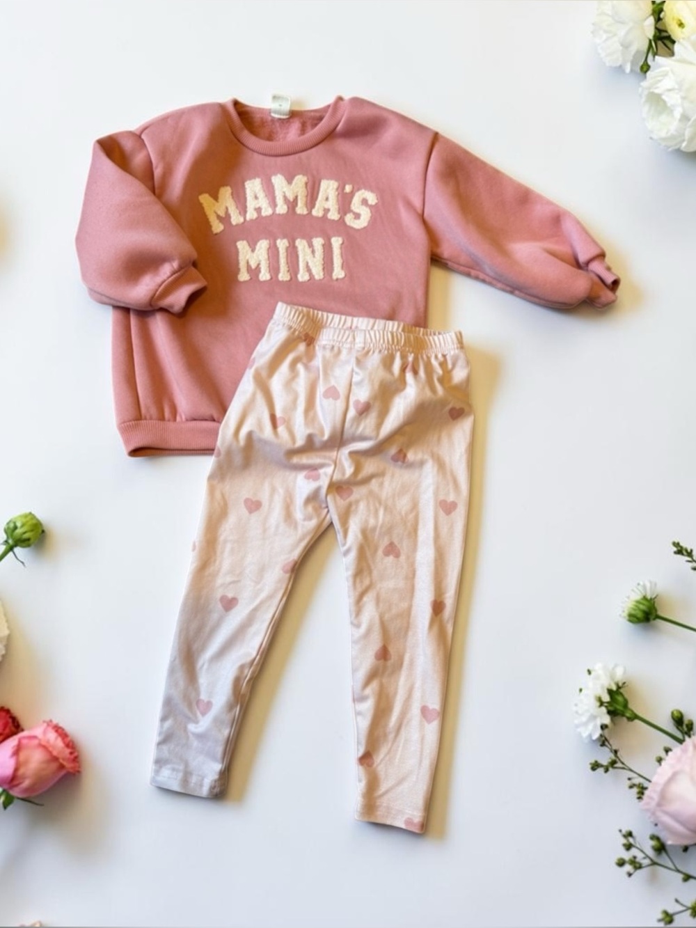 Mama's Mini Pink Sweatshirt & Heart Leggings Set
